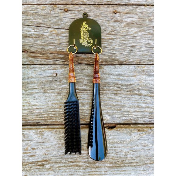 Vintage Midcentury Brush/Shoehorn wall Hanging Seahorse Handles - Picture 1 of 11